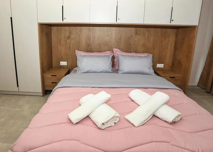 Luxurious Square 21 公寓 *