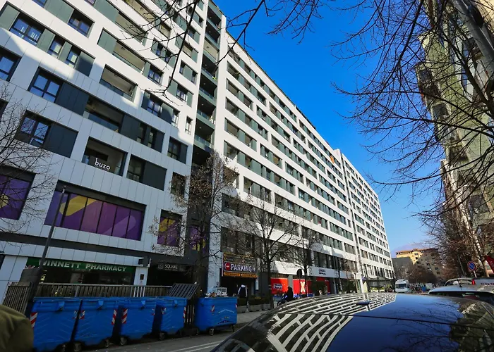 Luxurious Square 21 公寓