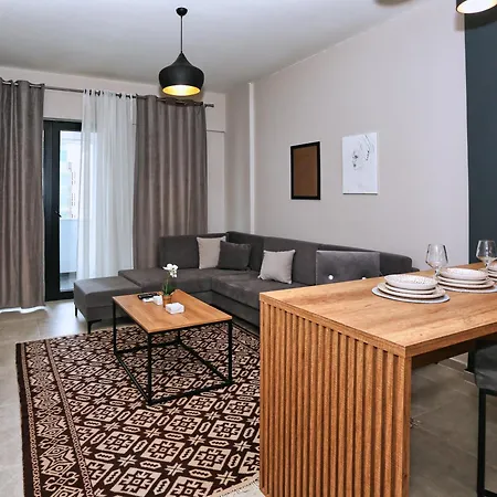 Luxurious Square 21