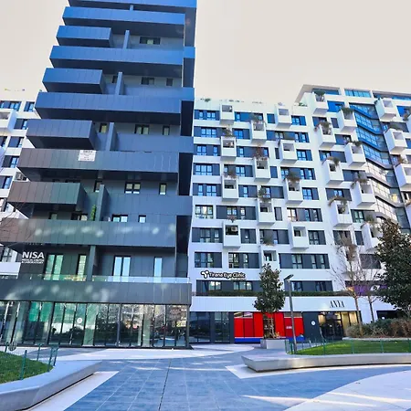 Luxurious Square 21