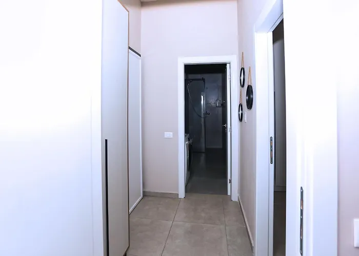 Luxurious Square 21 Daire